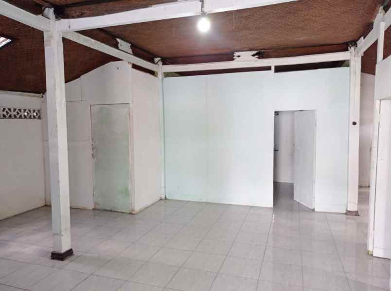 dijual rumah karang gayam kel