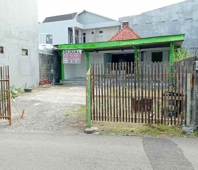 dijual rumah karang gayam kel