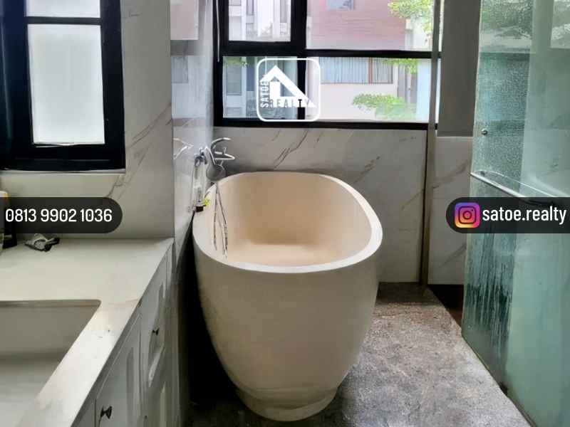 dijual rumah karang tengah lebak bulus