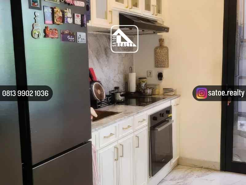 dijual rumah karang tengah lebak bulus