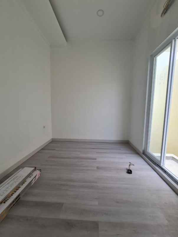 dijual rumah kayu mas pulo gadung