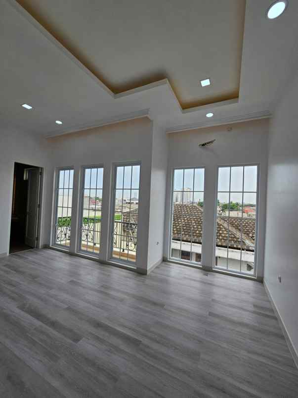 dijual rumah kayu mas pulo gadung