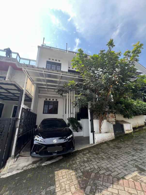 dijual rumah kec parongpong