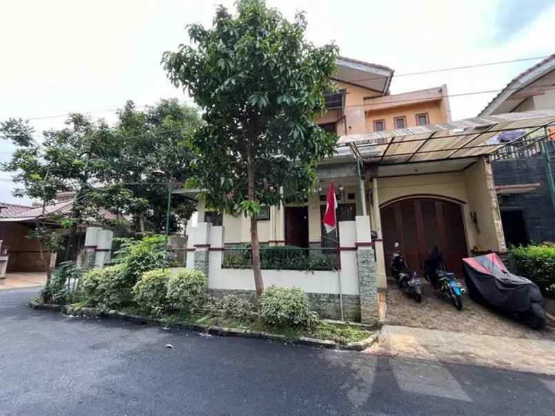 dijual rumah kec pesanggrahan jakarta