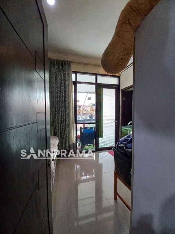 dijual rumah kedaung