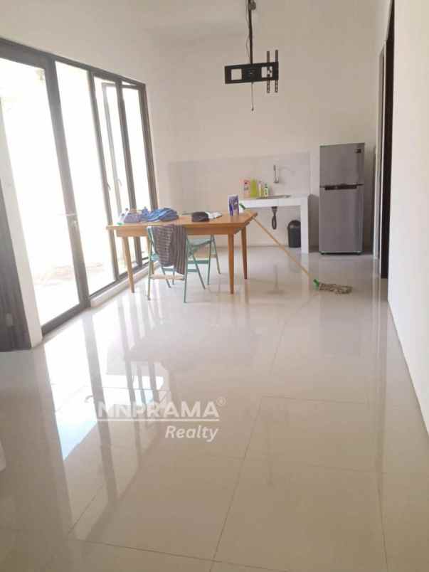 dijual rumah kedaung