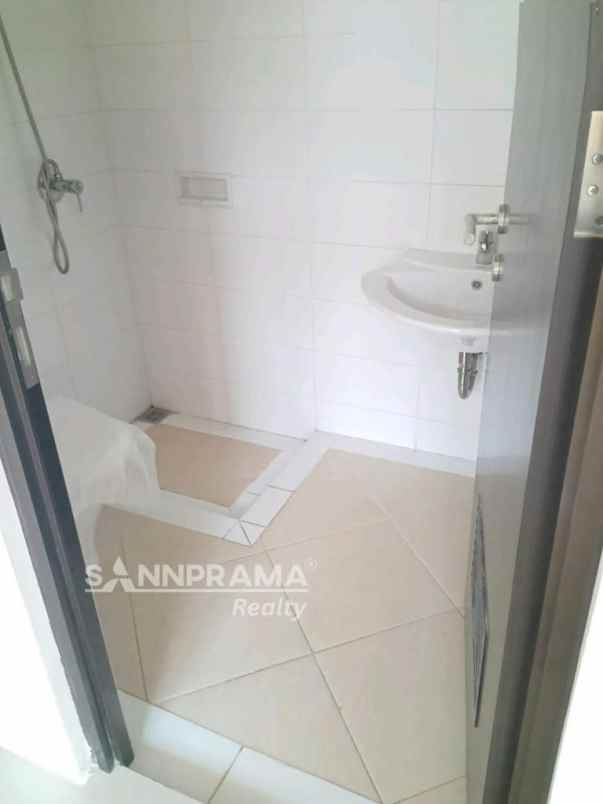 dijual rumah kedaung