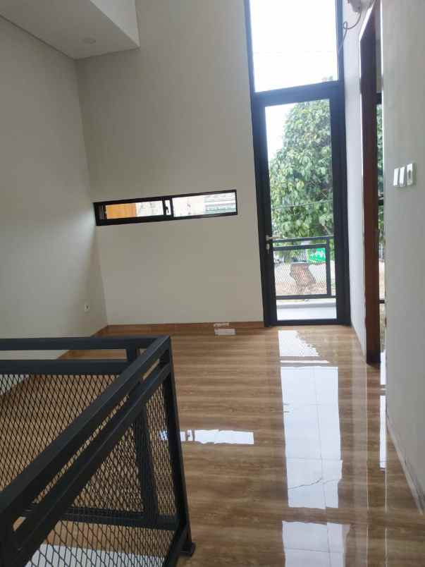 dijual rumah kedaung