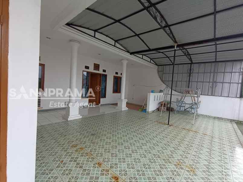 dijual rumah kedung waringin