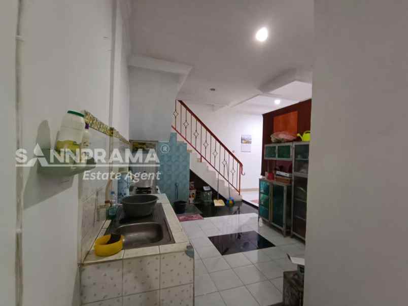 dijual rumah kedung waringin