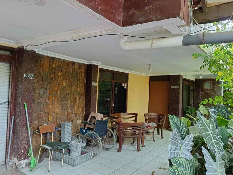 dijual rumah kendangsari tenggilis mejoyo surabaya