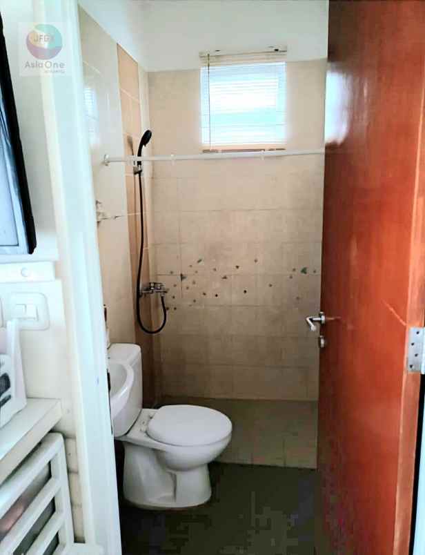 dijual rumah kiara residence