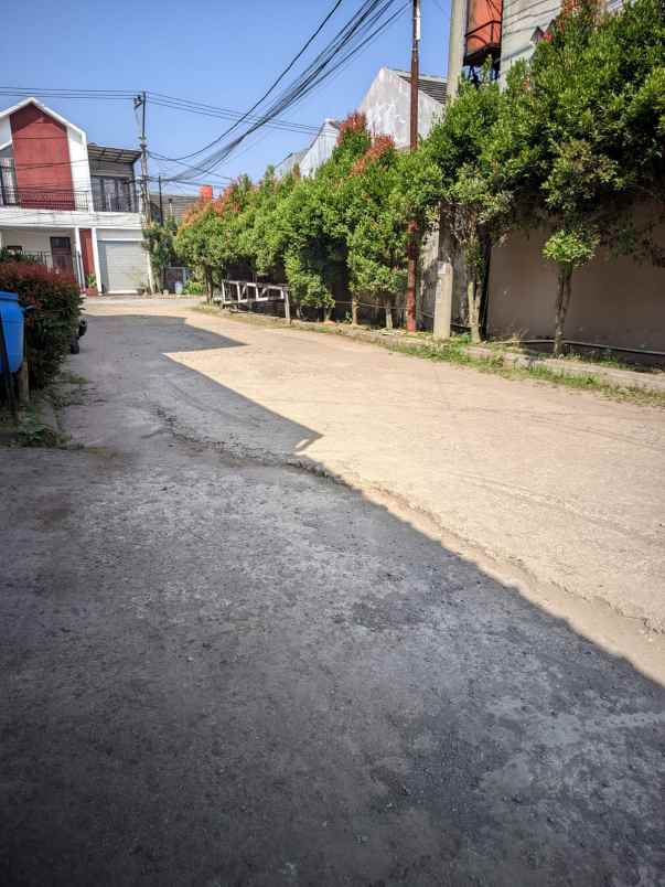 dijual rumah komplek baturaden techno