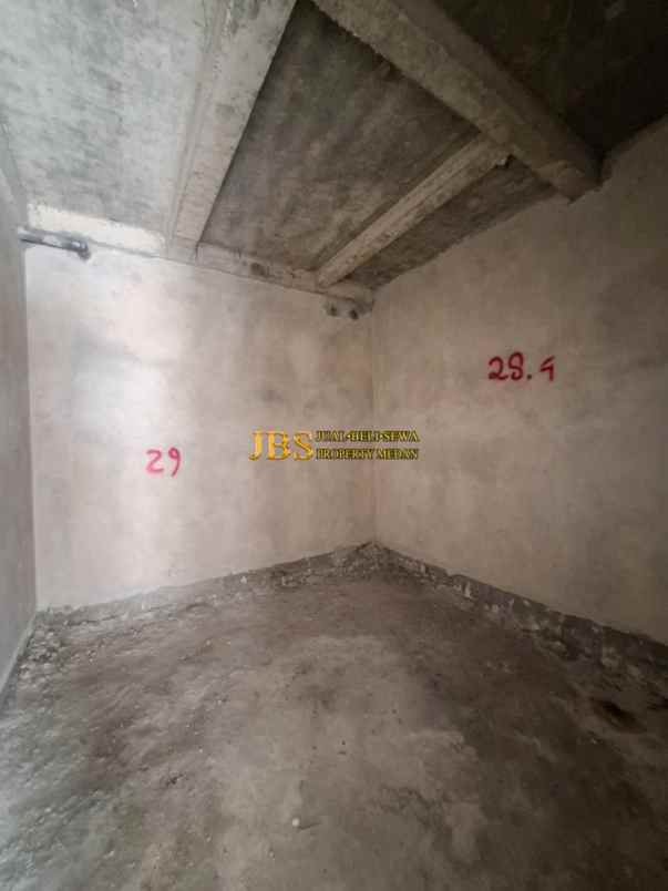 dijual rumah komplek citraland gama