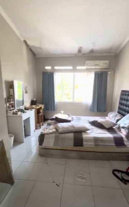 dijual rumah komplek dipalaya ciwaruga