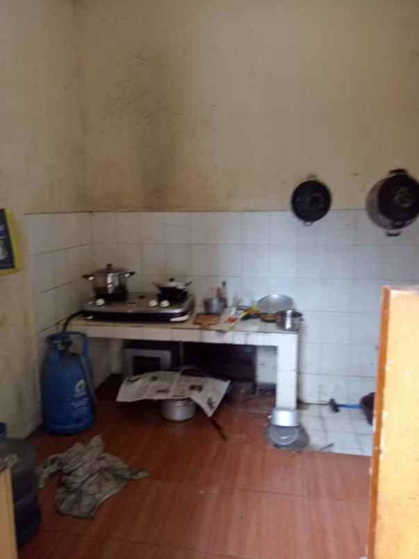 dijual rumah komplek fajar raya kel