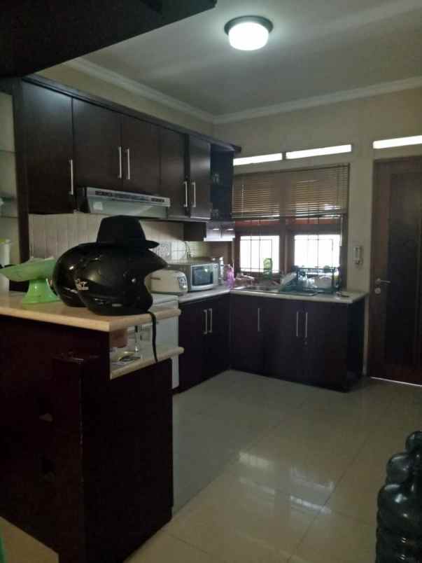 dijual rumah komplek fajar raya kel