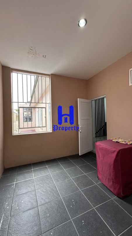 dijual rumah komplek medan resort city