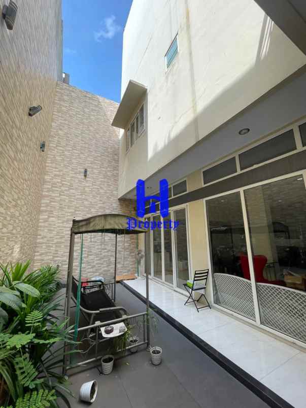 dijual rumah komplek mutiara residence