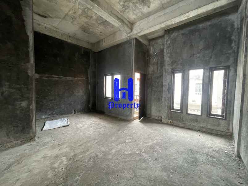 dijual rumah komplek pandan hijau residence