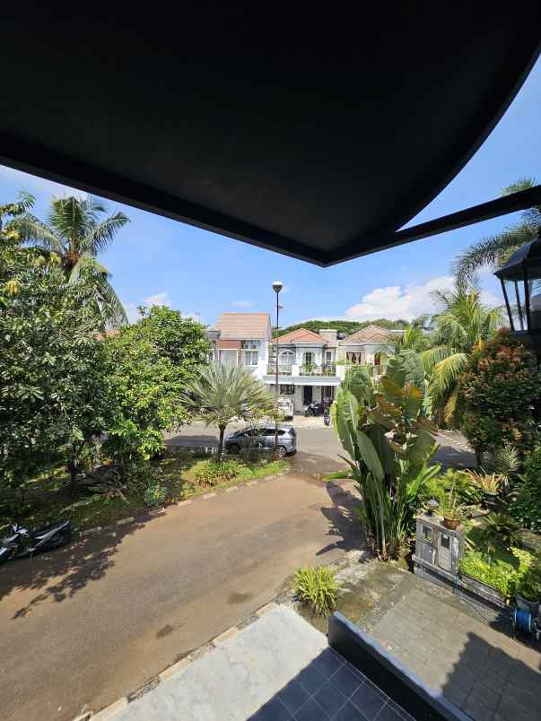 dijual rumah komplek puri bintaro