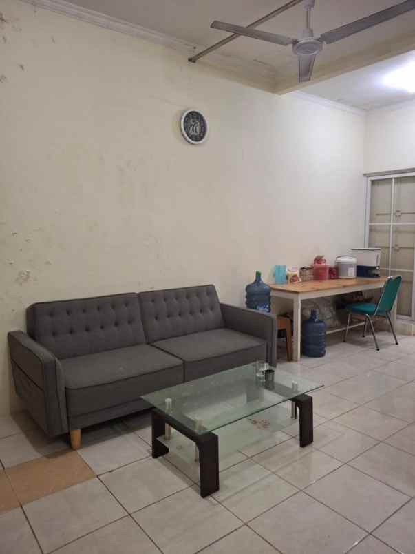 dijual rumah komplek royal residen pulo