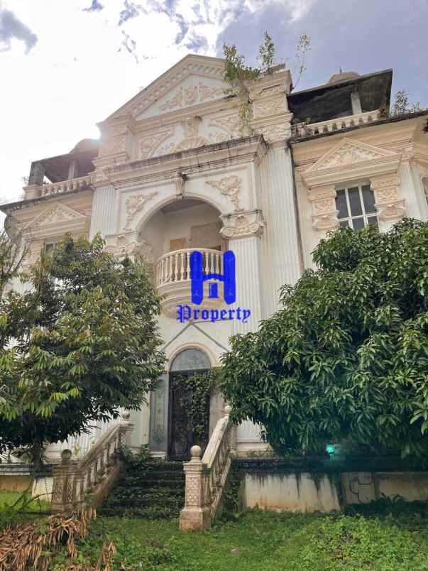 dijual rumah komplek royal sumatera