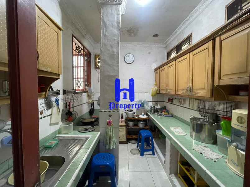 dijual rumah komplek sehati indah jalan