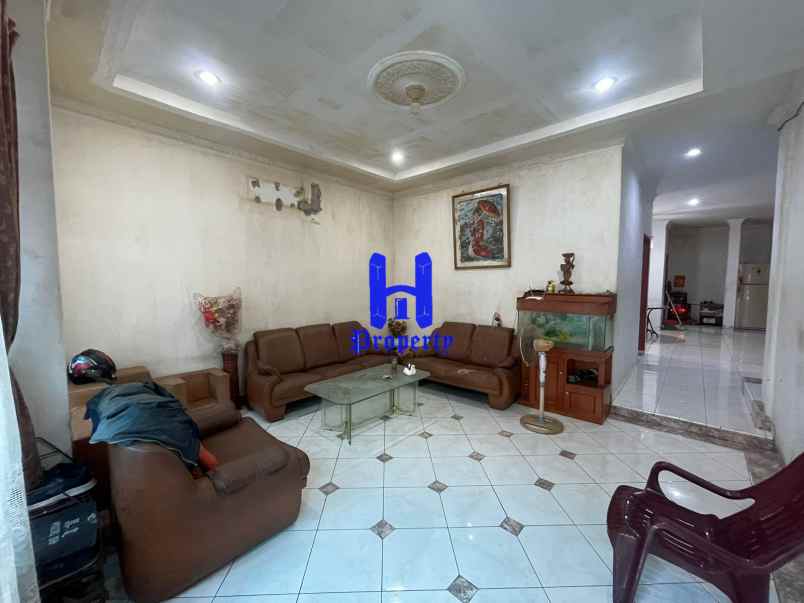 dijual rumah komplek sehati indah jalan