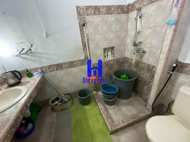 dijual rumah komplek sehati indah jalan