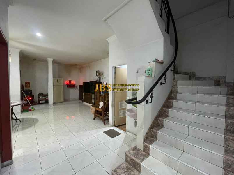 dijual rumah komplek sehati indah jalan