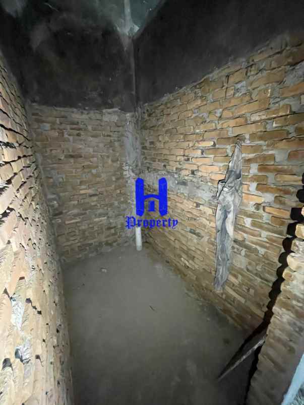 dijual rumah komplek sentosa village