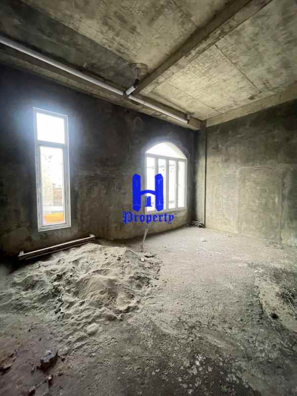 dijual rumah komplek sentosa village