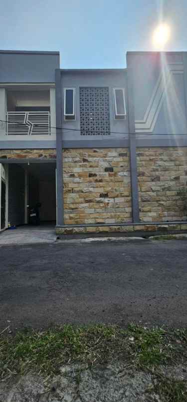dijual rumah kost lokasi dekat kampus umm