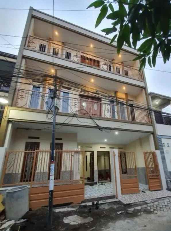 dijual rumah kost lokasi sigura gura kota malang