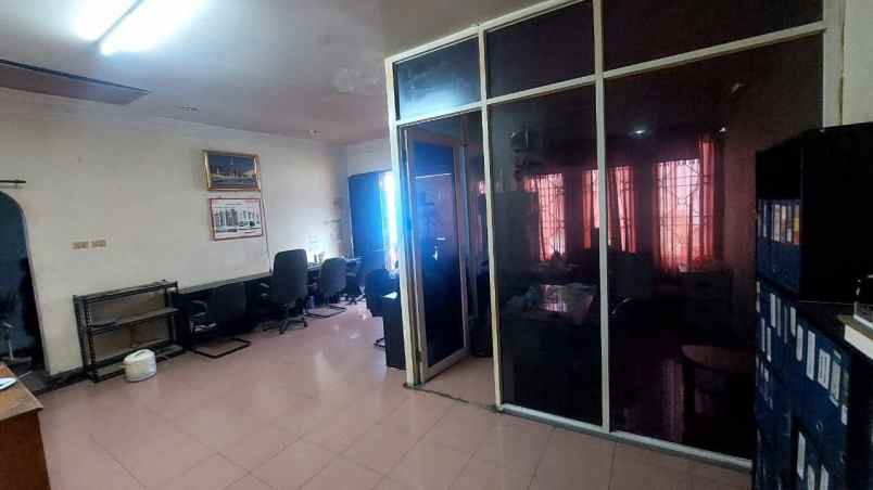 dijual rumah kota bambu utara