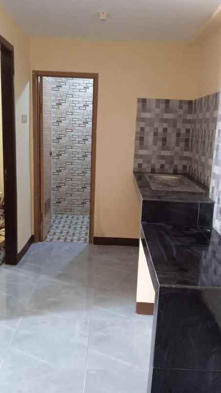 dijual rumah kota harapan indah bekasi