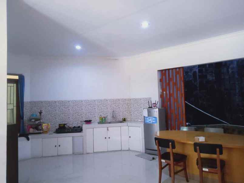 dijual rumah kukusan