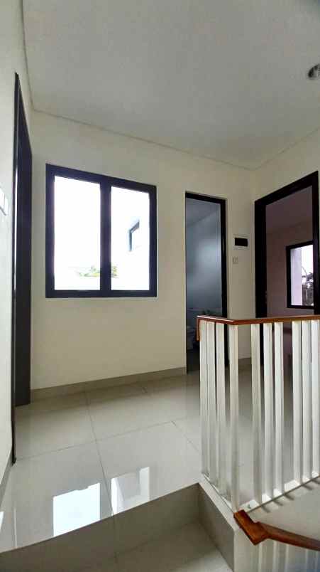 dijual rumah la seine jgc jakarta