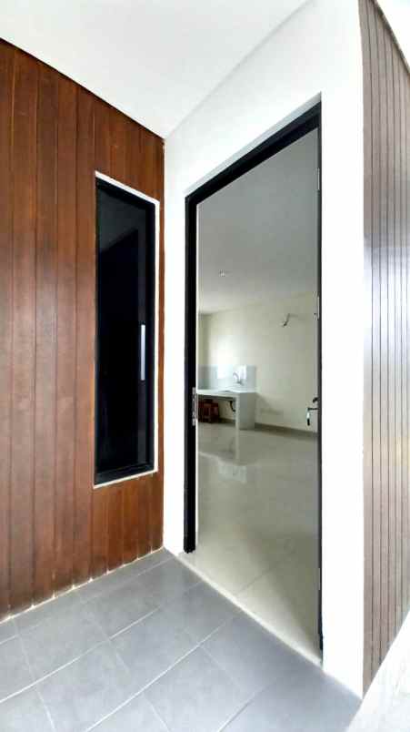 dijual rumah la seine jgc jakarta