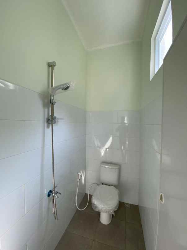 dijual rumah lantai 2 cileunyi bandung timur