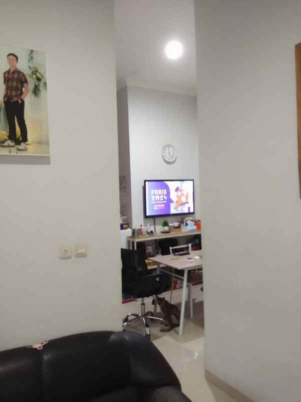 dijual rumah logam