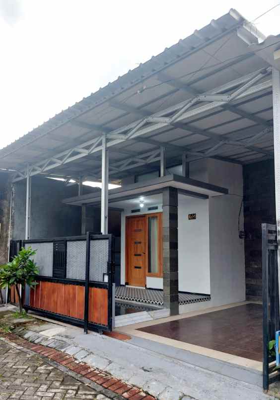 dijual rumah lokasi arumba tunggulwulung kota malang
