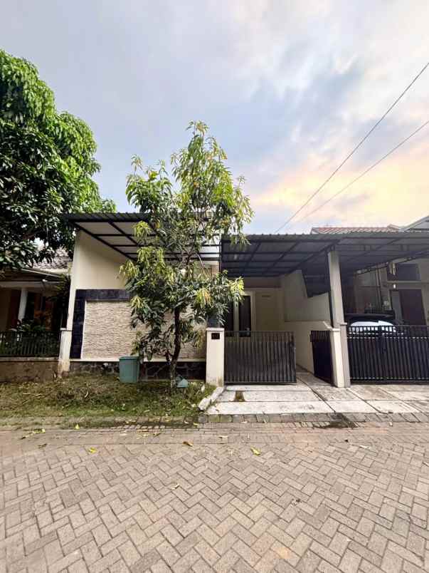 dijual rumah lokasi perumahan wagir malang