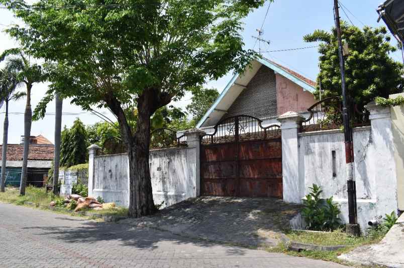 dijual rumah lompo batang