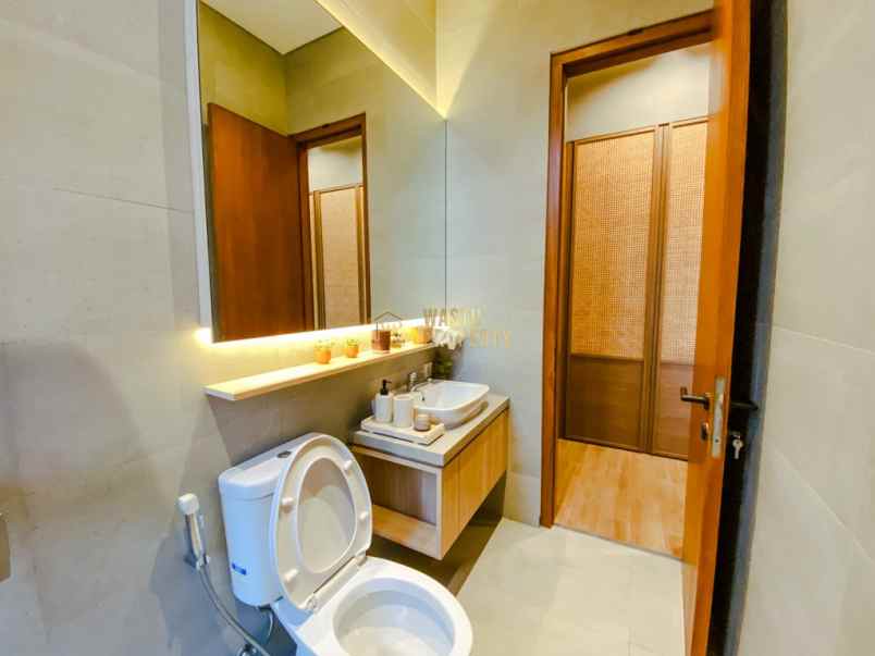 dijual rumah maguwoharjo depok sleman