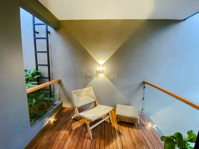 dijual rumah maguwoharjo depok sleman