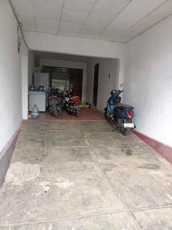 dijual rumah mampang