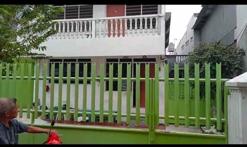 dijual rumah mangga besar