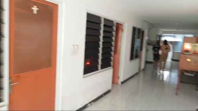 dijual rumah mangga besar